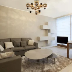 Näve Taklampe Explosion med gullkuler| Design- Og Hotellbelysning