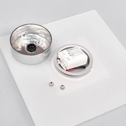 Lindby Tarja - kantet LED-taklampe Clearance