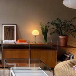 TECNOLUMEN Wagenfeld WG24 bordlampe med glassfot| Design- Og Hotellbelysning|Bordlamper