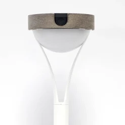 Les Jardins Tyble LED-solcellebordlampe, hvit/teak, 2700 K, 200 lm| Solcellelamper