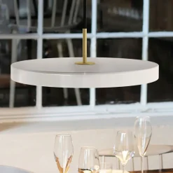 UMAGE Asteria medium hengelampe messing perlemor Discount