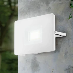 EGLO Utendørs LED-spot Faedo 3 i hvit, 50 W| Utespotter