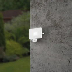 EGLO Utendørs LED-spot Faedo 3 med sensor, hvit, 50 W Outlet