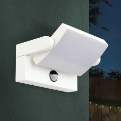 ORION Utendørs LED-vegglampe Ginger med sensor hvit IP54 Clearance