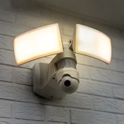 LUTEC connect Utendørs LED-vegglampe Libra kamera sensor| Vegglamper Med Sensor|Smarthus Utebelysning