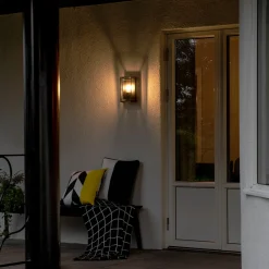 Konstsmide Utendørs vegglampe Brindisi