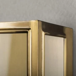 Konstsmide Utendørs vegglampe Carpi, messing, bredde 18cm Best