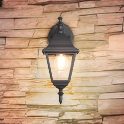 Trio Lighting Utendørs vegglampe Livenza, bunnkontakt, svart, aluminium| Terrassebelysning|Vegglamper Utendørs