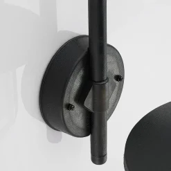 Lindby Utendørs vegglampe Naisha, diffusor med riller| Vegglamper Utendørs