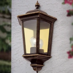 ORION Utendørs vegglampe Puchberg, direkte, svart-gull