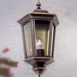 ORION Utendørs vegglampe Puchberg, direkte, svart-gull