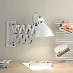 Steinhauer Uttrekkbar vegglampe Kordian i metall, hvit Outlet