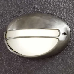 Konstsmide Vakker utendørs TORINO vegglampe i oval form Sale