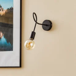 HELAM Vegglampe Oxford i metall i svart Online