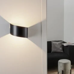 EMIBIG LIGHTING Vegglampe Vero i lakkert stål, svart Outlet