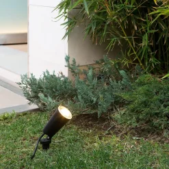 FARO BARCELONA Veggspot og jordspydspot i ett – Toni| Utespotter